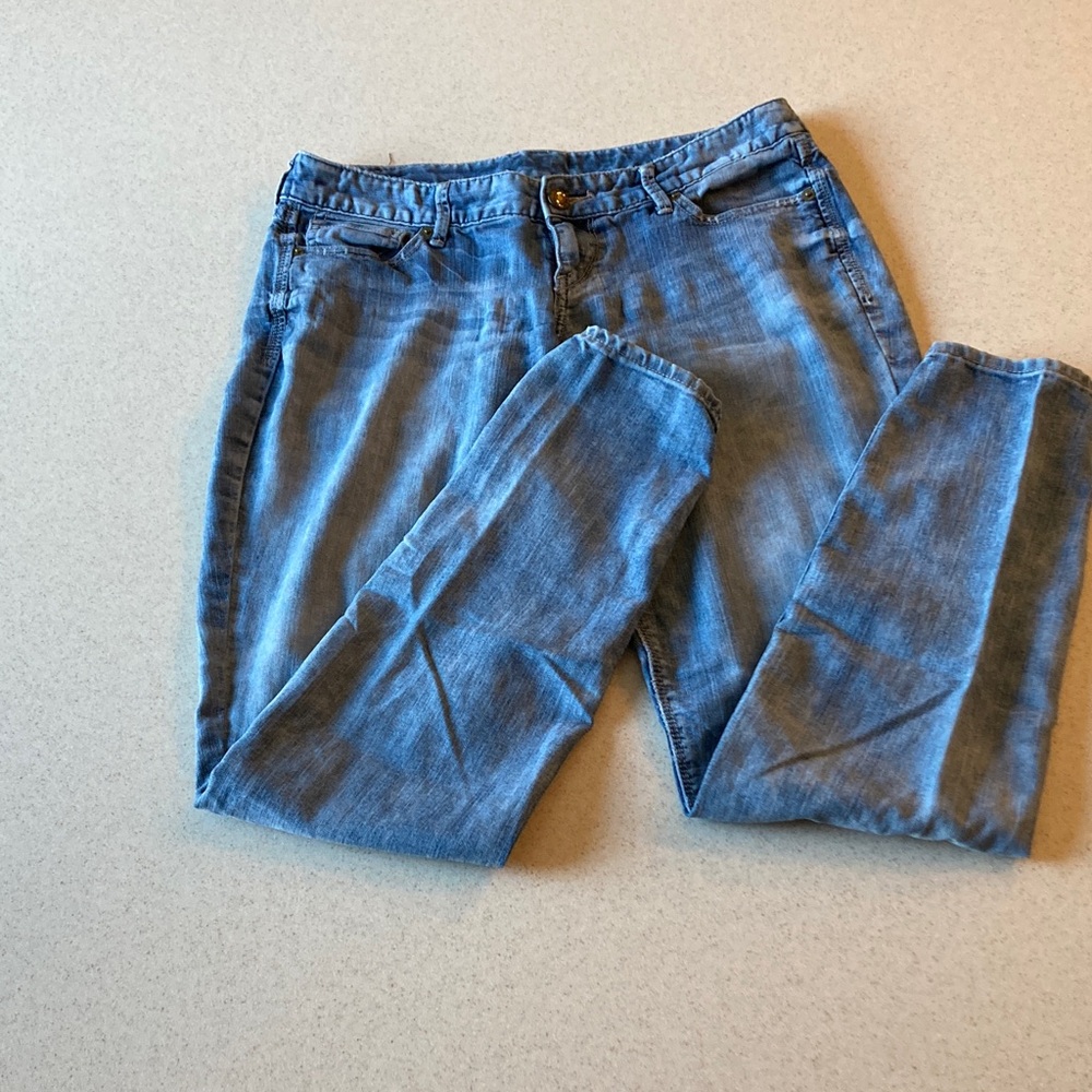 Express Light Blue Relaxed Jeans Women Size 8